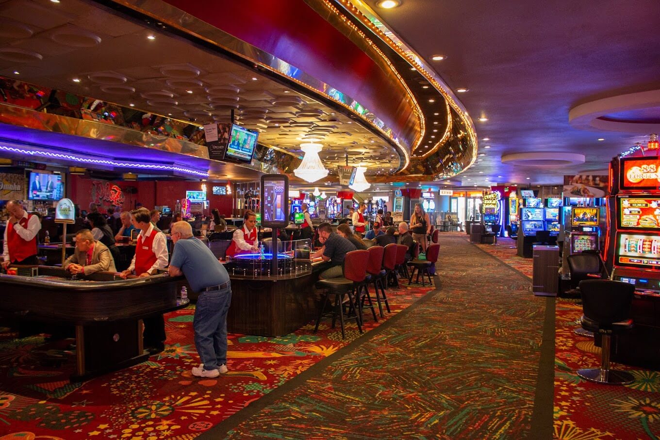 slots in plaza hotel casino image